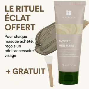 Masque de visage à la boue.